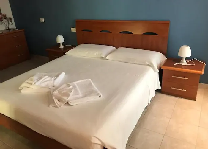 Junco Вилла Вилласимиус